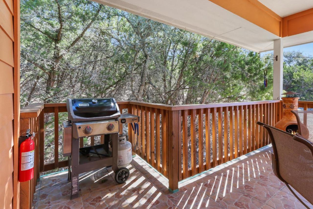 Green Roof Cottage Canyon Lake Exterior photo